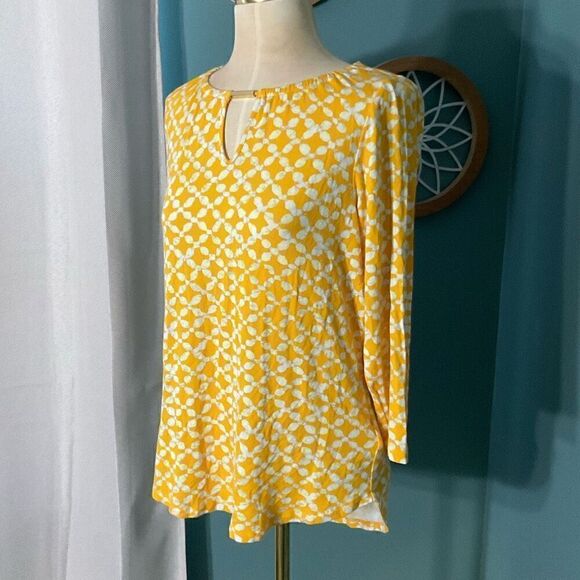 Michael Kors Womens Geometric 3/4 Sleeve Jersey Keyhole Top Yellow White Small - Picture 4 of 10